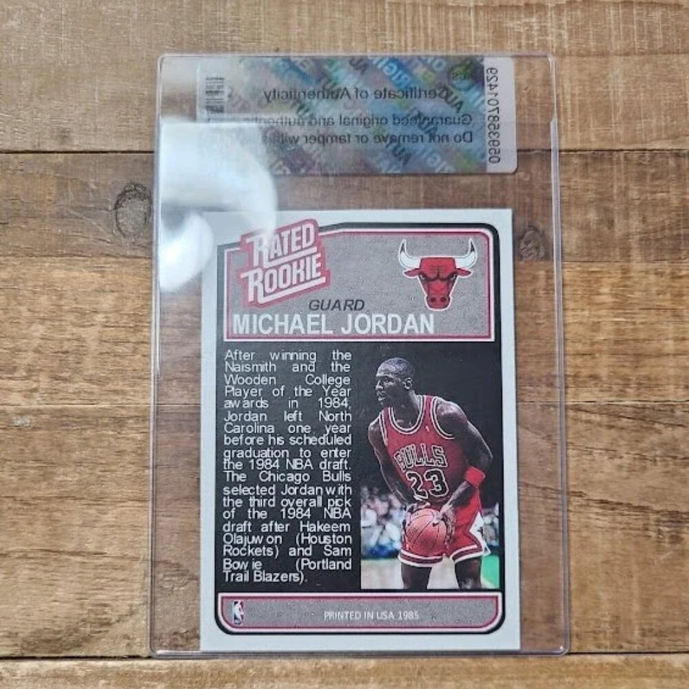 1985 - 86 Michael Jordan rookie card rated rookie custom card in soft case with - Picture 2 of 2